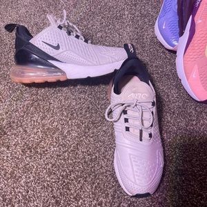 Nike 270 air max